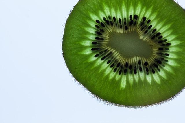Superman mezi ovocem: Jaké plody zlepšují psychiku? 6 Kiwi jako antioxidant bojující proti depresi a únavě